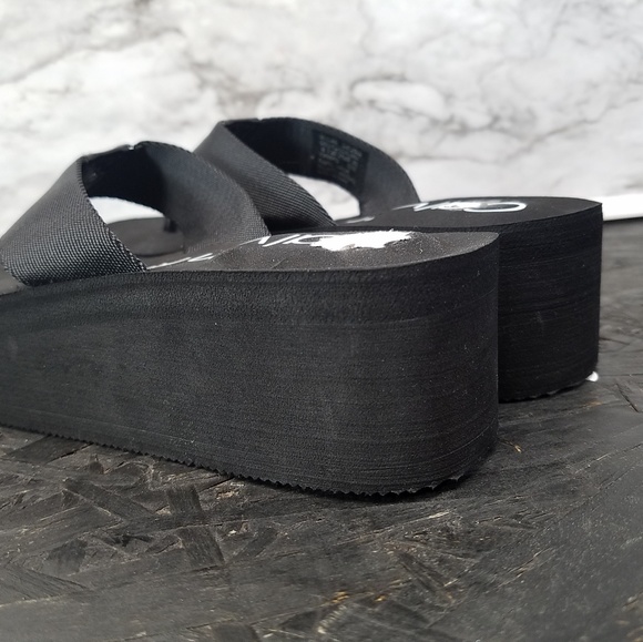 Calvin Klein Womens Thong Wedge Sandals New - Picture 4 of 5